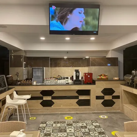 Miyas Luxury Hotel