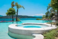 Le Méridien Bodrum Beach Resort - Pools