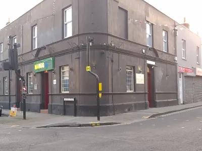 Elm Tree Guest House Hoteles cerca de Broadoak Mathematics and Computing College