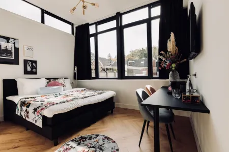 Boutique Hotel 43 Отели в г. Assendelft