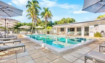 Coconut Cay Resort