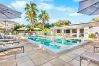 Coconut Cay Resort Hotels in Key Colony Beach