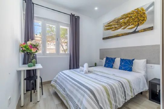 Ayz Silvela - Auto Check-in Property