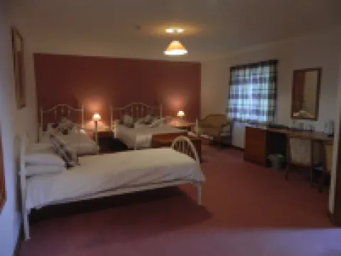 Red House Hotel