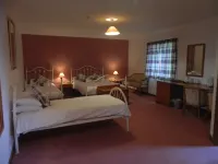 Red House Hotel فنادق في Meikleour