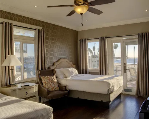 Casablanca Inn on the Beach Hotels in Santa Cruz County