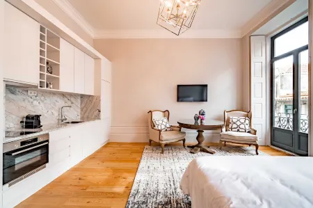 Cosy Studio - Old Porto Отели рядом с достопримечательностью «Церковь Святого Мартина Седофейта»