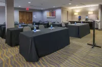 Holiday Inn Express & Suites Jackson Downtown - Coliseum Hotel a Flowood