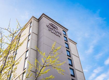 Crowne Plaza Newark Airport