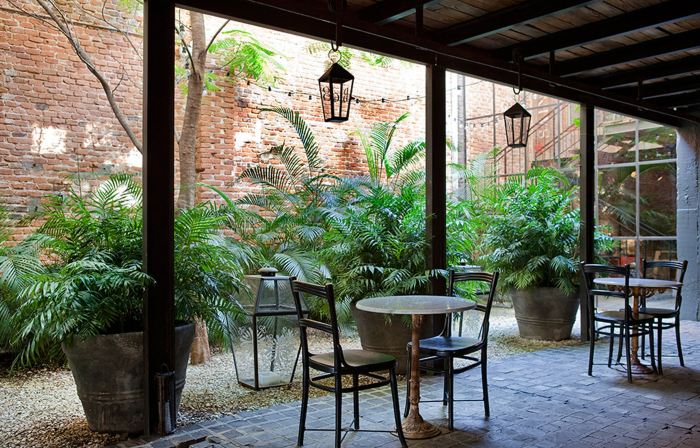 La Alondra, Casa de huéspedes