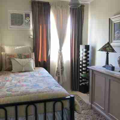 Bella's Private Condominium Rooms