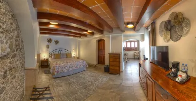 Hotel Santa Paula Hotels near Capilla de la colonia CNOP