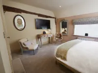 The Tickled Trout Hotels near Maidstone Museum