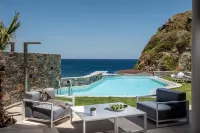 Made by the Sea Villa 2 - Villas