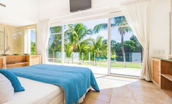 Luxury Villa Waterfall - Pool & BBQ