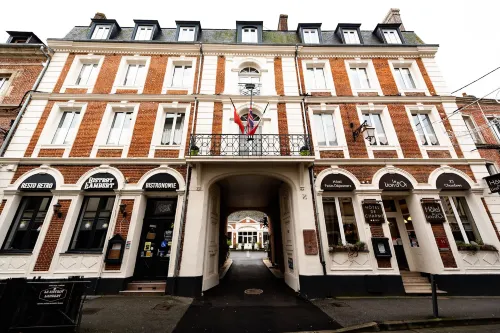 Hôtel le Lion d'or Hotels in Broglie