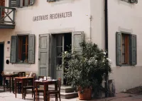 1477 Reichhalter Hôtels à : Postal