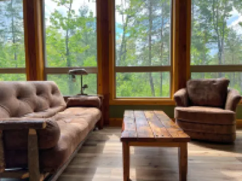 Cranberry Inn Hotels in Iron County