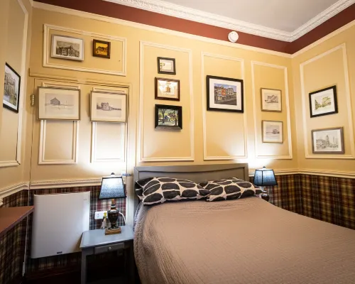 Pring Guesthouse Hotels in Hamilton