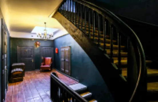 Blacksmith Old Town Apartments