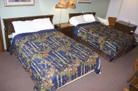 Hidden Lake Resort Hotels in Tom Township