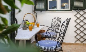 Campiello Apartments