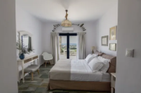 Anthemion Paros - Villas & Suites