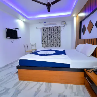 Om Guest House Hotel dekat Forest Museum & Chatham Saw Mill