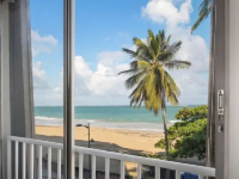 Playa Verde Apt Pool for 4 Hotels in Carolina