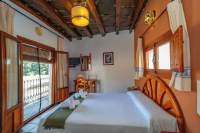 Hotel la Fragua I Hotels in Mairena