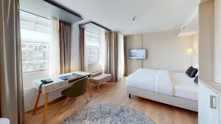 Kongresshotel Potsdam am Templiner See