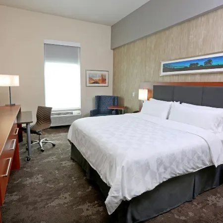 Holiday Inn & Suites SIOUX FALLS - AIRPORT by IHG