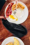 The Loyalist Country Inn & Conference Centre - Desayuno