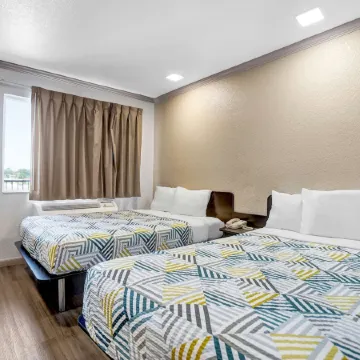 Motel 6 Red Bluff, CA