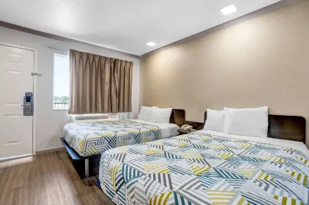 Motel 6 Red Bluff, CA Отели в г. Ред Блафф