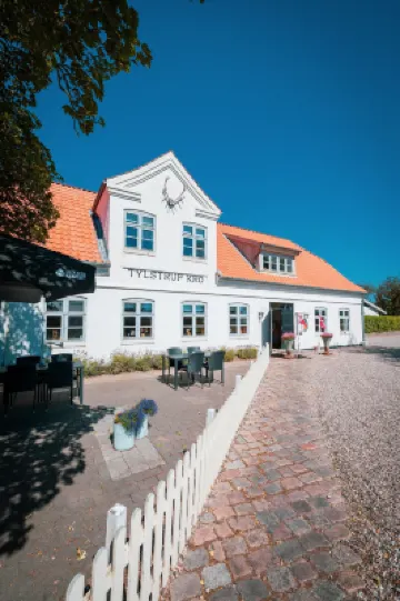 Tylstrup Kro og Motel Hotels in 