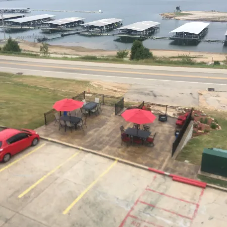 Lake Norfork Resort