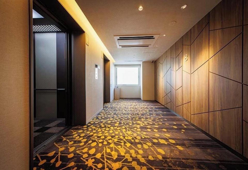 JR 이스트 호텔 메츠 타치카와의 깔끔한 객실 내부