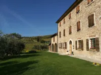 Costa degli Ulivi Hotels in Fumane