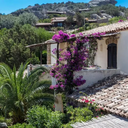La Jacia Hotel & Resort Отели рядом с достопримечательностью «Пляж Тре-Монти»
