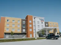 Fairfield Inn & Suites Lincoln Airport Hotels near Lincoln Airport