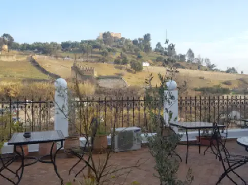 팔레이 나즈하 페스 - 럭셔리 숙박