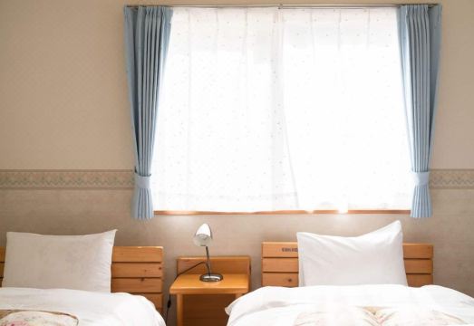 게스트하우스 호시조라 노 아카리