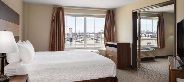 AmericInn by Wyndham Cedar Rapids North Hotels in Cedar Rapids