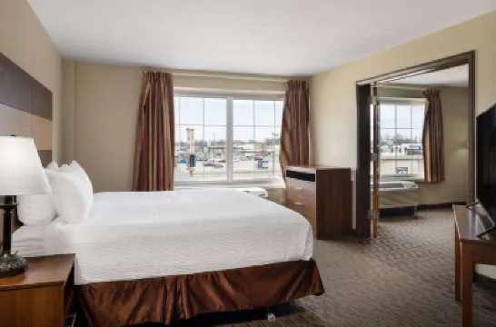 AmericInn by Wyndham Cedar Rapids North Hôtels à : 