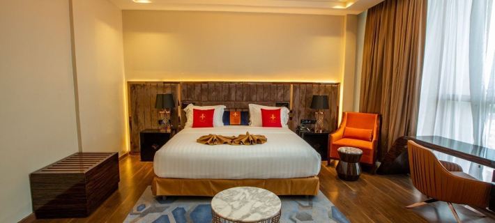 โรงแรมฟลัวร์ เดอ ลีส์ พอยท์ อี โรงแรมในดาการ์
