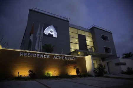 Residence Achenbach Отели в г. Абиджан