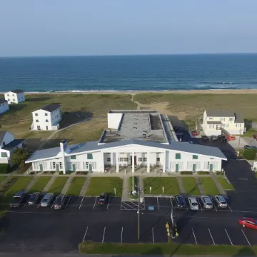 Days Inn by Wyndham Kill Devil Hills Oceanfront - Wilbur