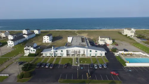 Days Inn by Wyndham Kill Devil Hills Oceanfront - Wilbur