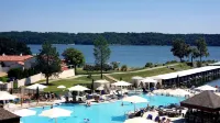 Shangri-La Resort - Pools